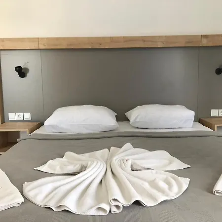 ヴィラ Aileye Uygun Villa *